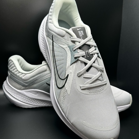 Size 10 Men's Mike Quest 5 - Picture 1 of 8